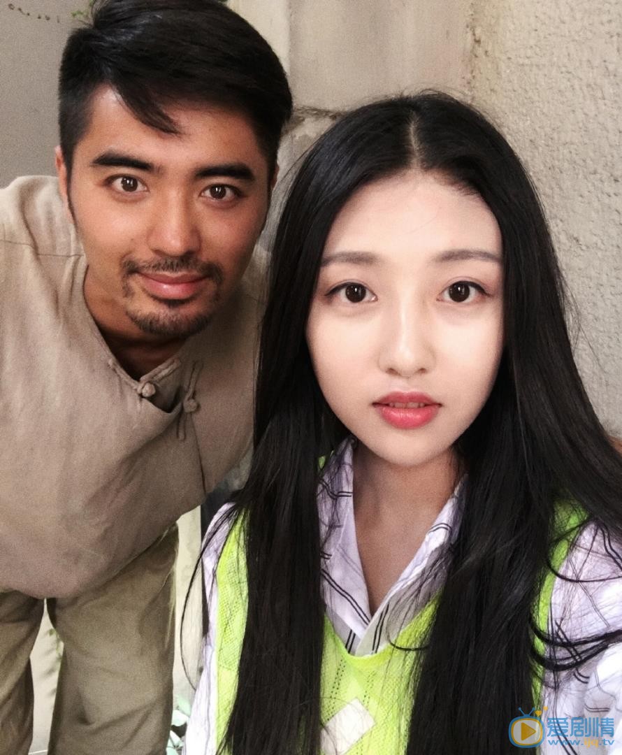苏梦芸与人合照 苏梦芸高清写真_苏梦芸高清剧照