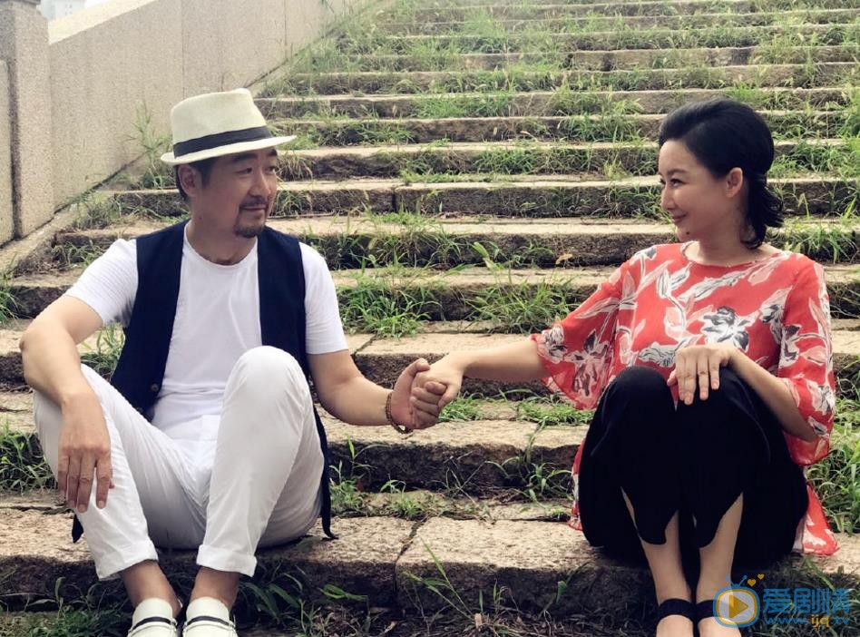 买红妹《我的亲爹和后爸》剧照 买红妹高清写真_买红妹高清剧照