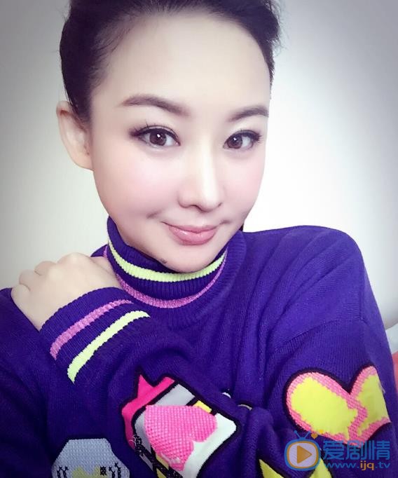 买红妹生活照 买红妹高清写真_买红妹高清剧照