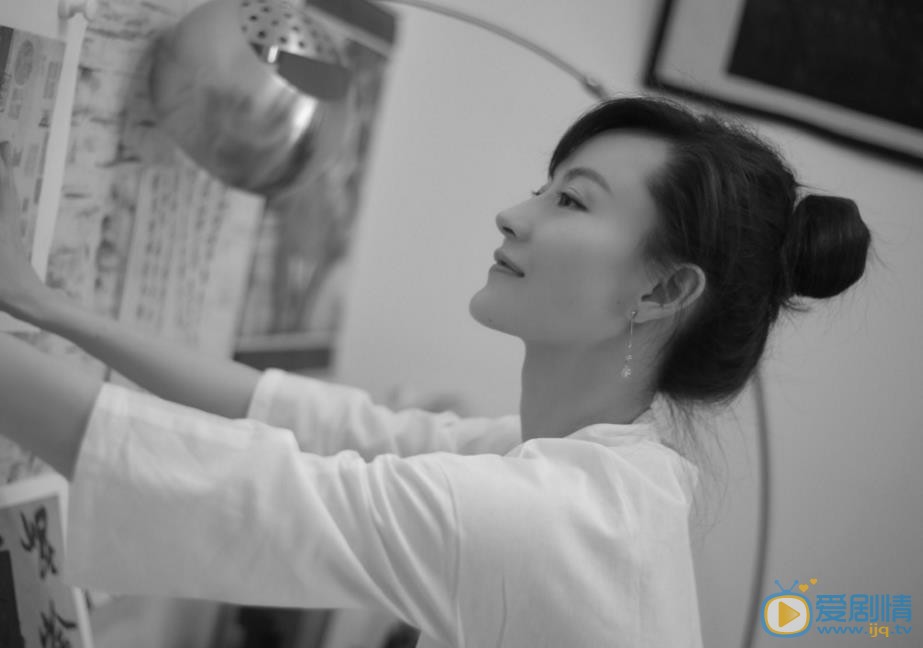 黄凰靓丽写真 黄凰高清写真_黄凰高清剧照