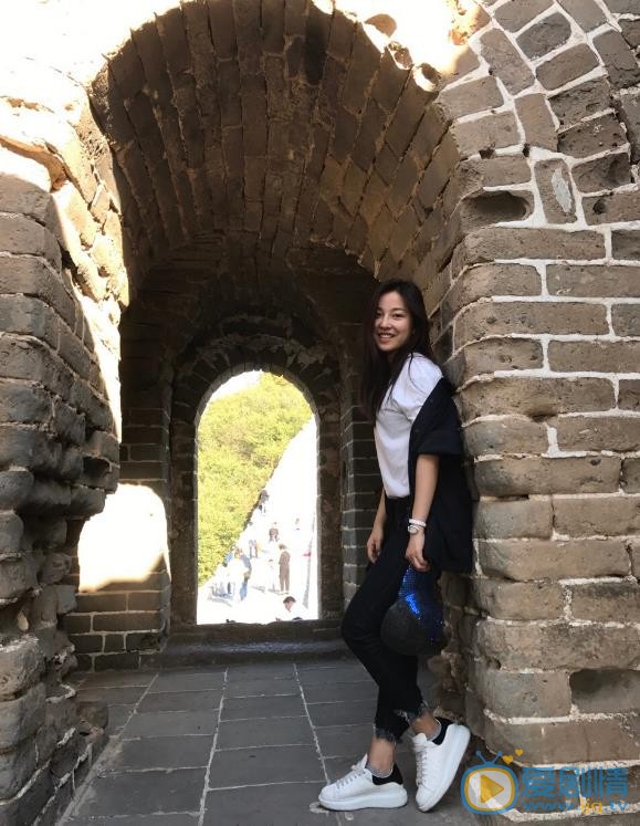 戴卓凝户外旅行照 戴卓凝高清写真_戴卓凝高清剧照