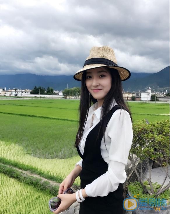 戴卓凝户外旅行照 戴卓凝高清写真_戴卓凝高清剧照