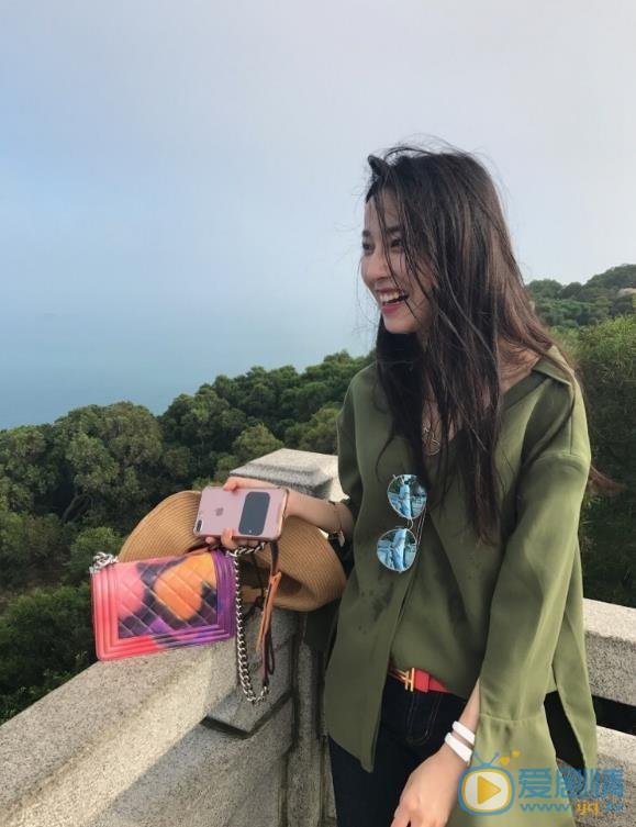 戴卓凝户外旅行照 戴卓凝高清写真_戴卓凝高清剧照