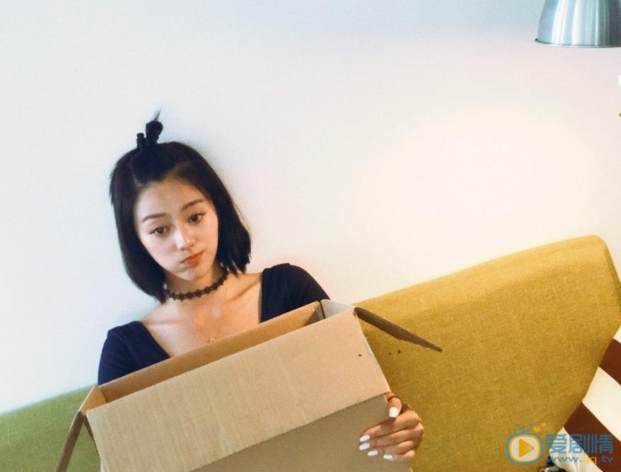 钱丽斯街拍写真 钱丽斯高清写真_钱丽斯高清剧照