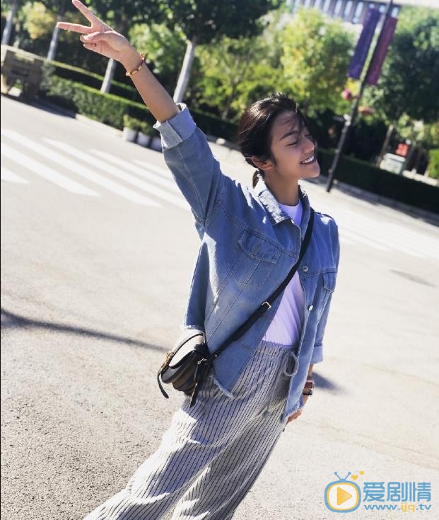 钱丽斯街拍写真 钱丽斯高清写真_钱丽斯高清剧照