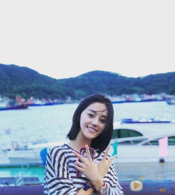 钱丽斯街拍写真 钱丽斯高清写真_钱丽斯高清剧照