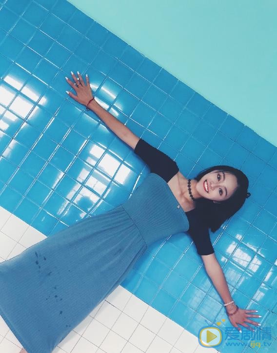 钱丽斯街拍写真 钱丽斯高清写真_钱丽斯高清剧照