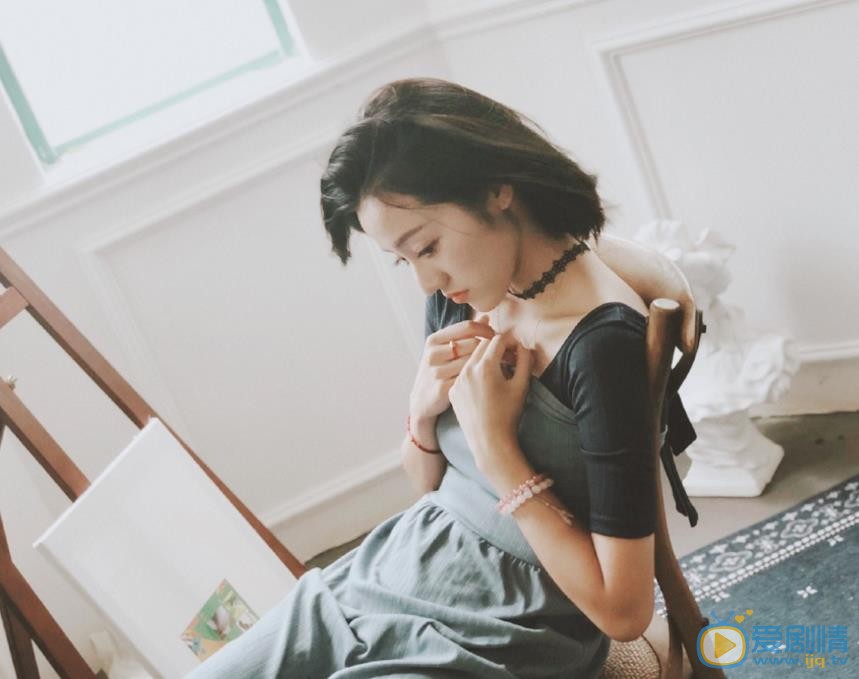钱丽斯街拍写真 钱丽斯高清写真_钱丽斯高清剧照