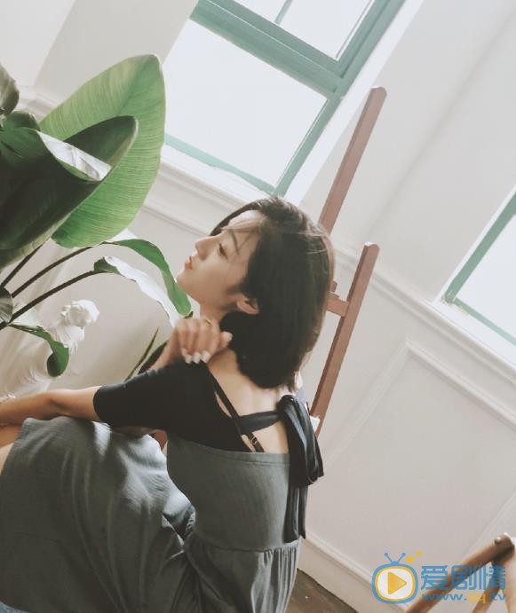 钱丽斯街拍写真 钱丽斯高清写真_钱丽斯高清剧照