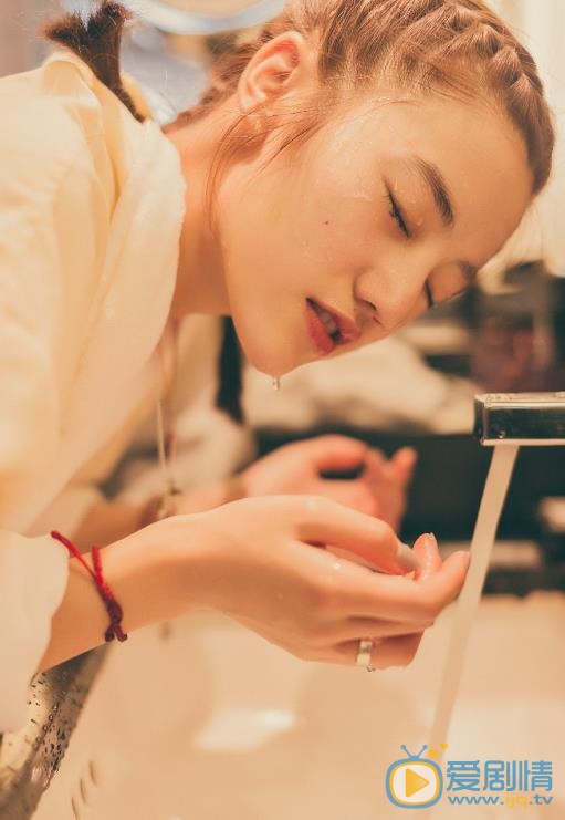 钱丽斯唯美写真 钱丽斯高清写真_钱丽斯高清剧照