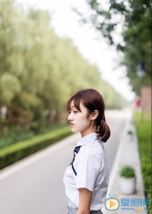 钱丽斯校园写真 钱丽斯高清写真_钱丽斯高清剧照