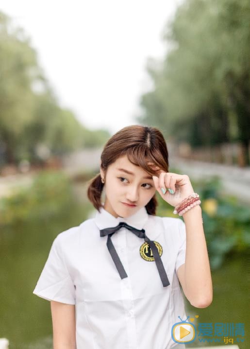钱丽斯校园写真 钱丽斯高清写真_钱丽斯高清剧照