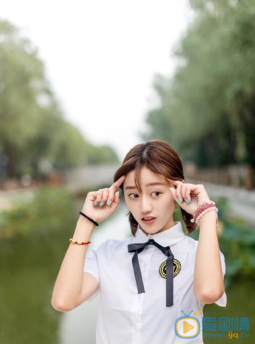 钱丽斯校园写真 钱丽斯高清写真_钱丽斯高清剧照