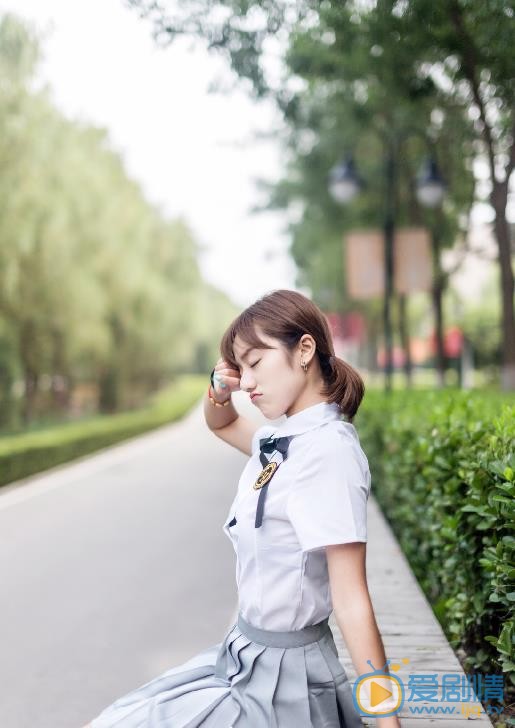 钱丽斯校园写真 钱丽斯高清写真_钱丽斯高清剧照