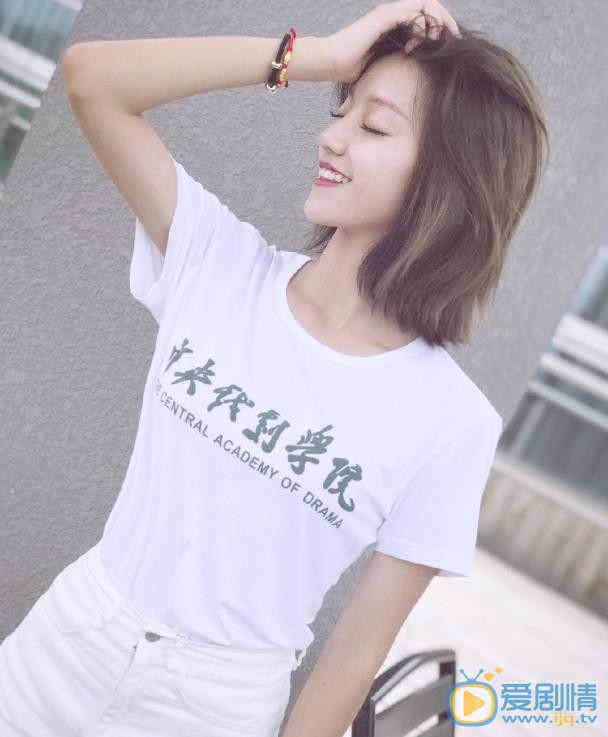 钱丽斯街拍写真 钱丽斯高清写真_钱丽斯高清剧照