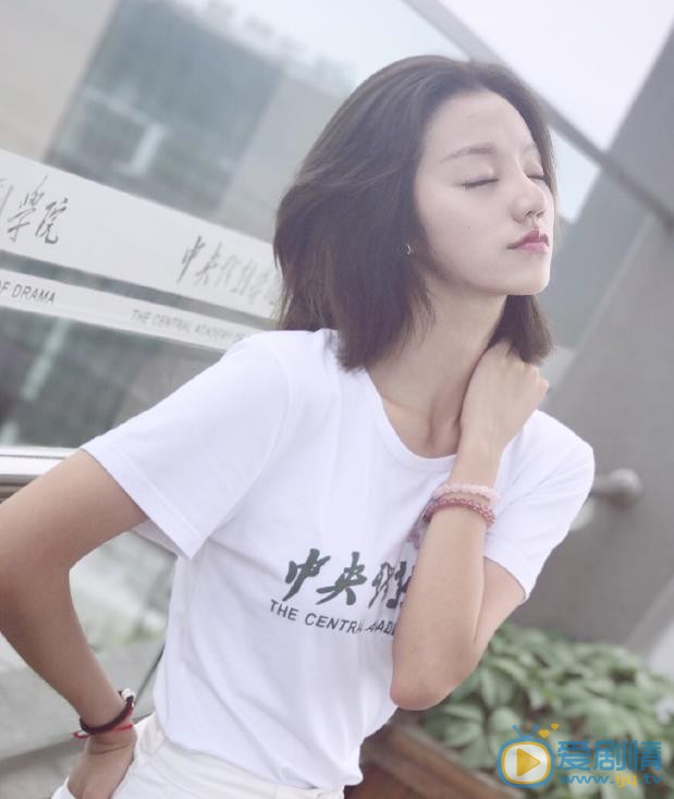 钱丽斯街拍写真 钱丽斯高清写真_钱丽斯高清剧照