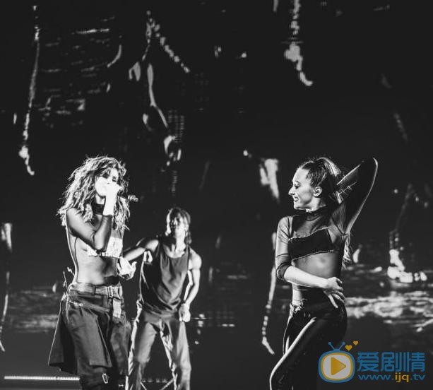 赛琳娜戈麦斯演唱会现场照 赛琳娜戈麦斯高清写真_赛琳娜戈麦斯高清剧照