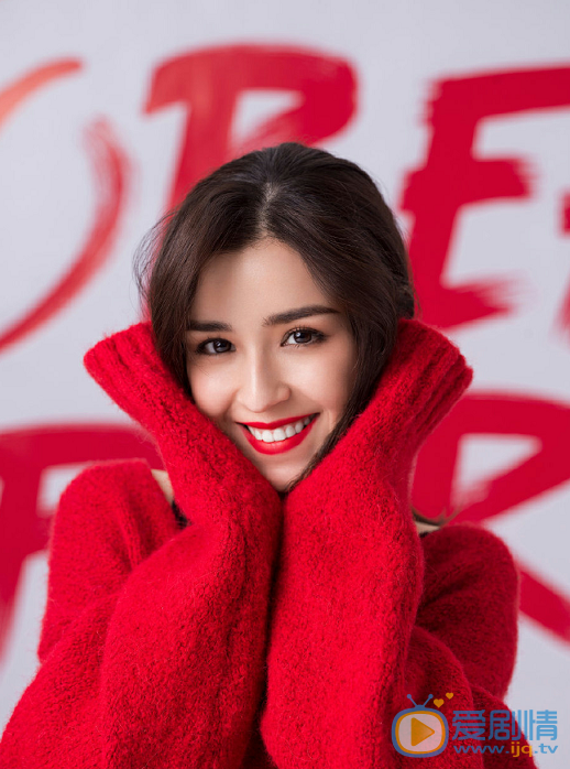 哈妮克孜红色性感写真 哈妮克孜红色性感写真
