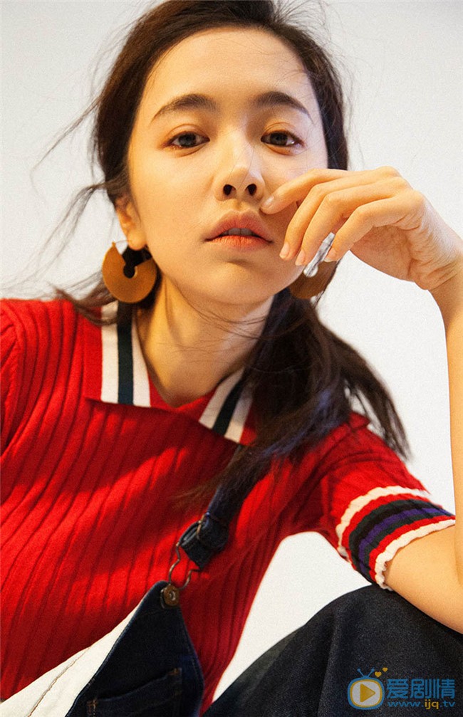 李春媛优雅时尚写真照 李春媛高清写真_李春媛高清剧照