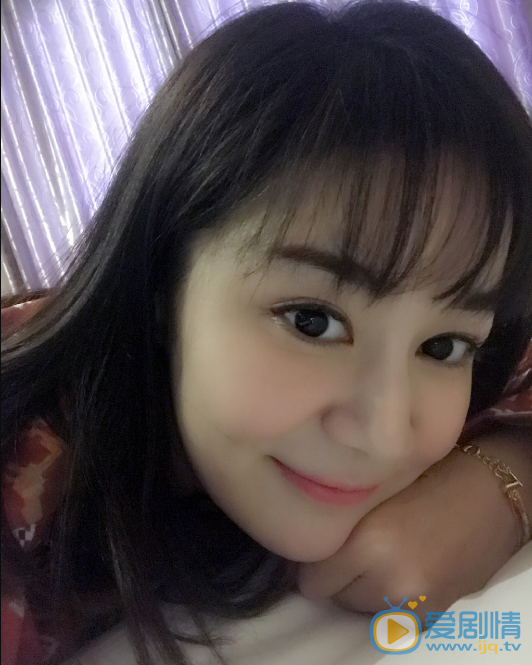 娜吉玛可爱自拍照 娜吉玛高清写真_娜吉玛高清剧照
