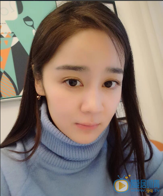 娜吉玛可爱自拍照 娜吉玛高清写真_娜吉玛高清剧照