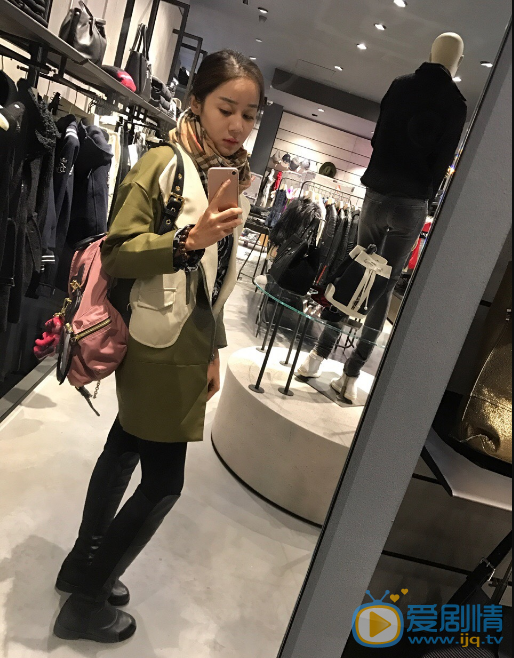 娜吉玛可爱自拍照 娜吉玛高清写真_娜吉玛高清剧照