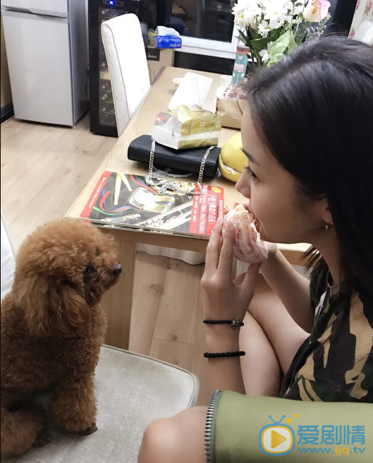 娜吉玛日常生活照 娜吉玛高清写真_娜吉玛高清剧照