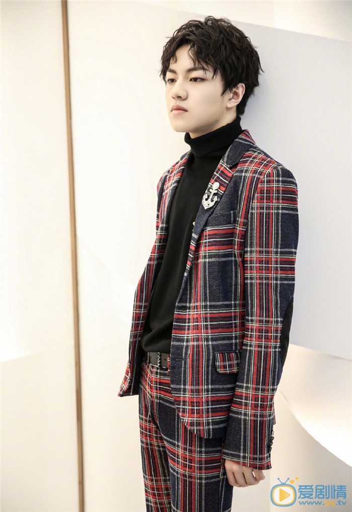 钱正昊《歌手2019》照片 钱正昊高清写真_钱正昊高清剧照