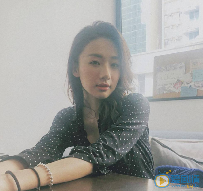 汤加文自拍照 汤加文高清写真_汤加文高清剧照