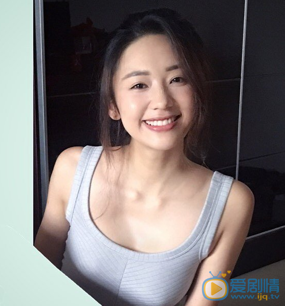 汤加文自拍照 汤加文高清写真_汤加文高清剧照