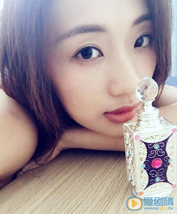 汤加文自拍照 汤加文高清写真_汤加文高清剧照