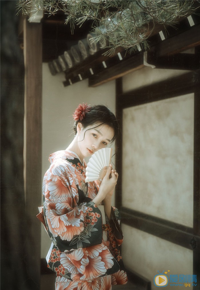 邱诗媛日本和服性感街拍图片 邱诗媛高清写真_邱诗媛高清剧照