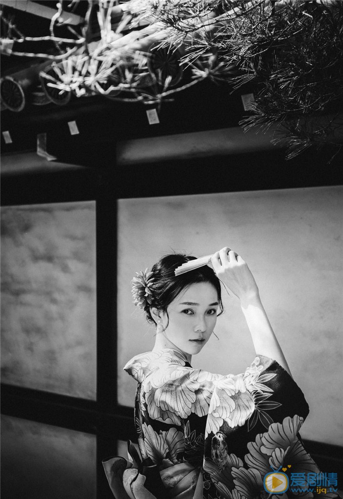 邱诗媛日本和服性感街拍图片 邱诗媛日本和服性感街拍图片