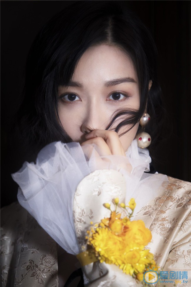 田沅性感时尚写真图片 田沅高清写真_田沅高清剧照