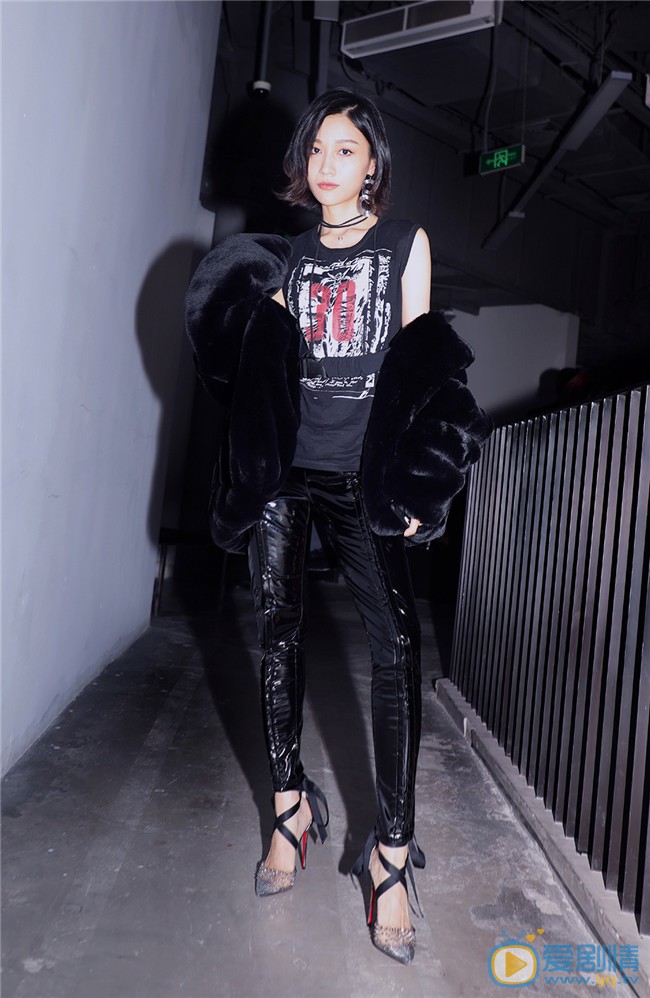 田沅田沅性感迷人写真 田沅高清写真_田沅高清剧照