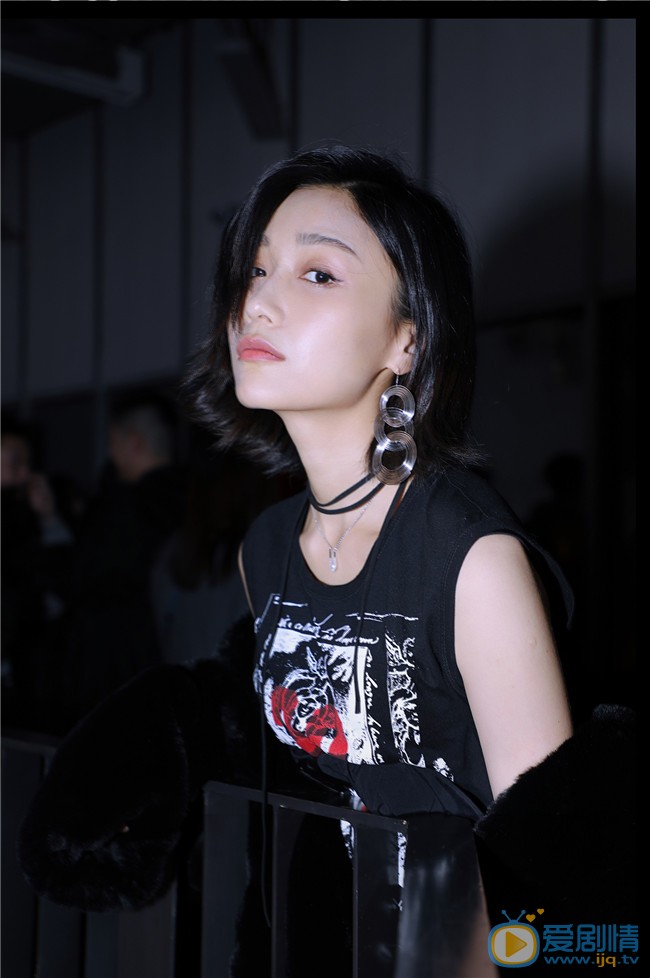 田沅田沅性感迷人写真 田沅高清写真_田沅高清剧照