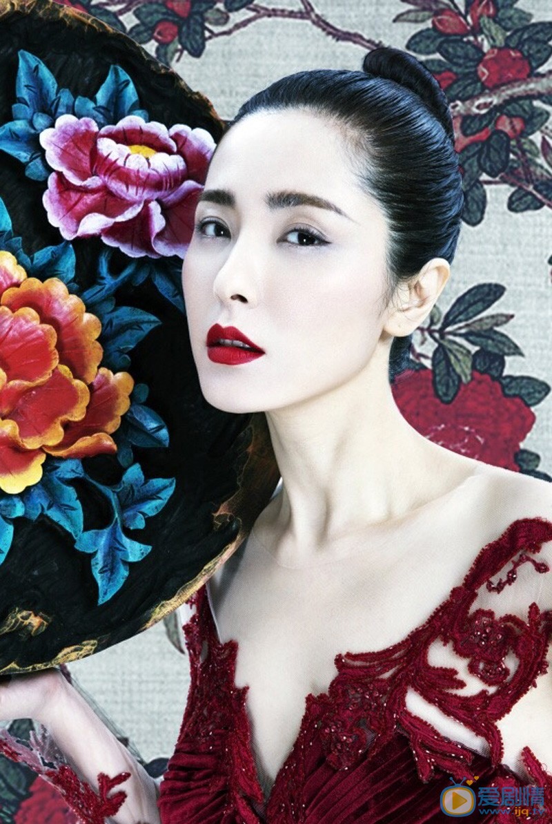 曾黎古典性感写真图片 曾黎高清写真_曾黎高清剧照