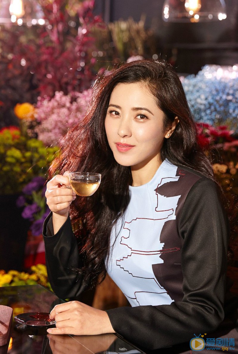 曾黎温婉优雅时尚杂志写真 曾黎高清写真_曾黎高清剧照