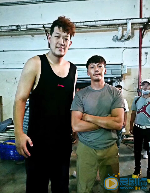 张恒瑞与人合照 张恒瑞与人合照