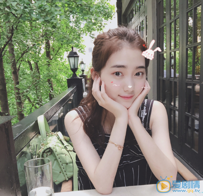 夏娃旅拍照 夏娃高清写真_夏娃高清剧照