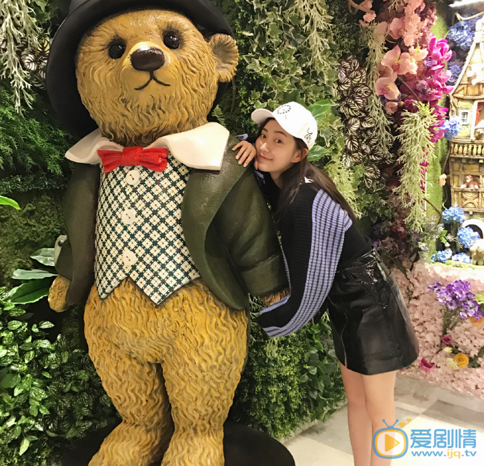 夏娃旅拍照 夏娃高清写真_夏娃高清剧照