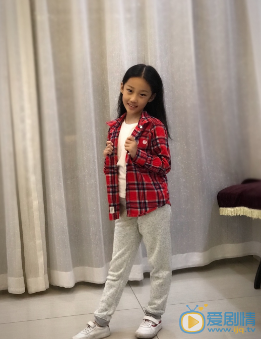 贺楚清可爱生活照 贺楚清高清写真_贺楚清高清剧照
