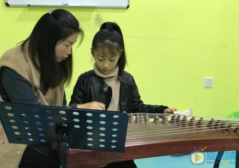 贺楚清与人合照 贺楚清高清写真_贺楚清高清剧照