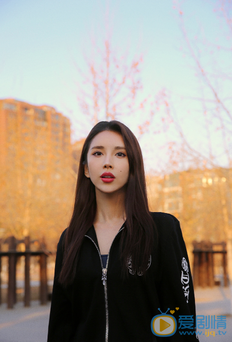 欧阳小如气质写真图片 欧阳小如高清写真_欧阳小如高清剧照