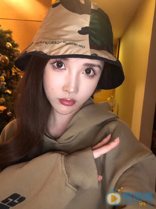 欧阳小如自拍照 欧阳小如高清写真_欧阳小如高清剧照