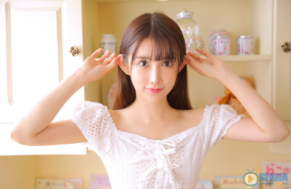 欧阳小如清纯甜美学生装写真图片 欧阳小如高清写真_欧阳小如高清剧照
