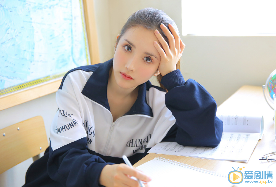 欧阳小如清纯甜美学生装写真图片 欧阳小如高清写真_欧阳小如高清剧照