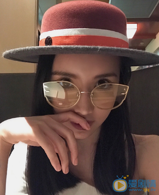 欧阳小如度假旅拍照 欧阳小如高清写真_欧阳小如高清剧照