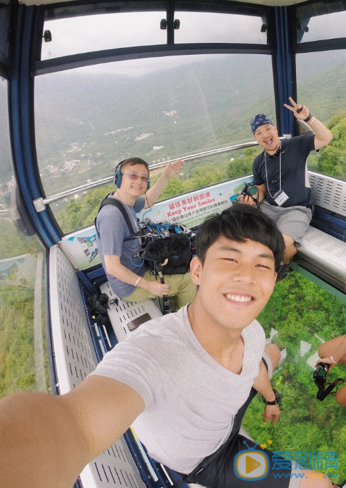 王毛东自拍照 王毛东高清写真_王毛东高清剧照