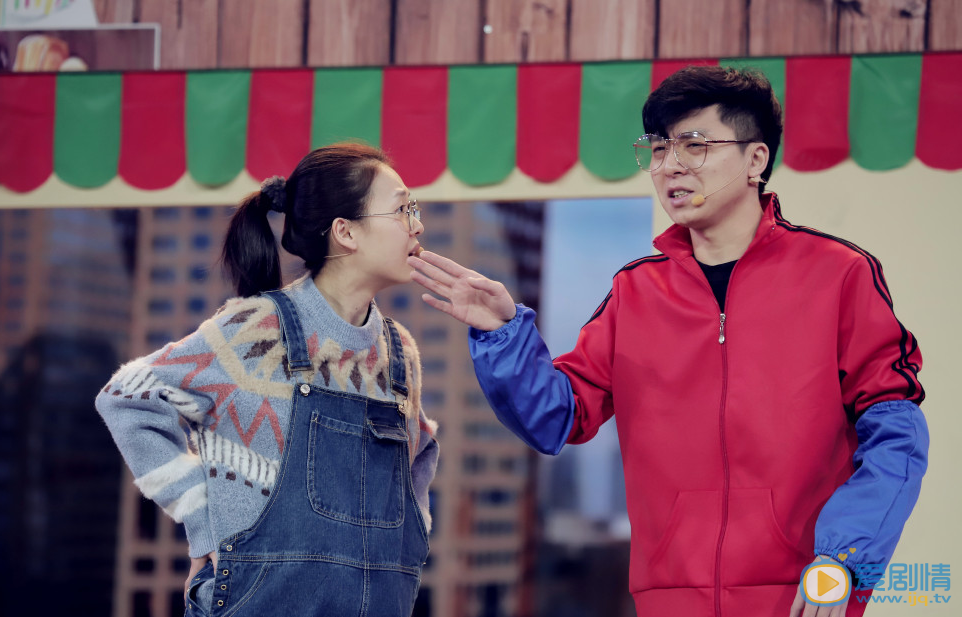 郭子歆《欢乐喜剧人》舞台照 郭子歆高清写真_郭子歆高清剧照